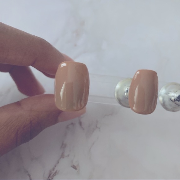 Handmade The Glazed set/short press-on nails - Picture 4 of 5